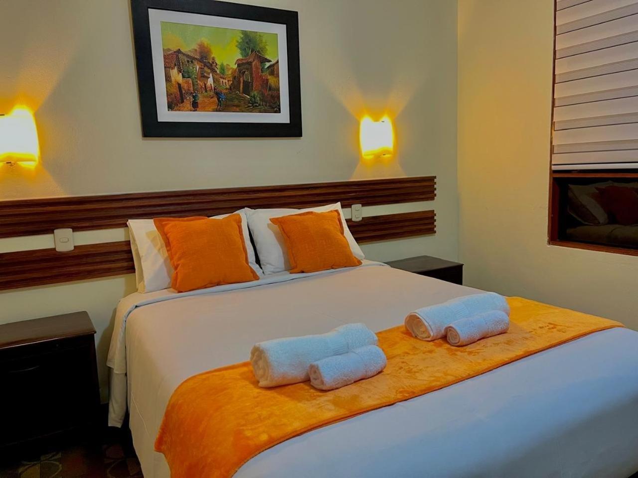 Posada Miraflores Лима Экстерьер фото